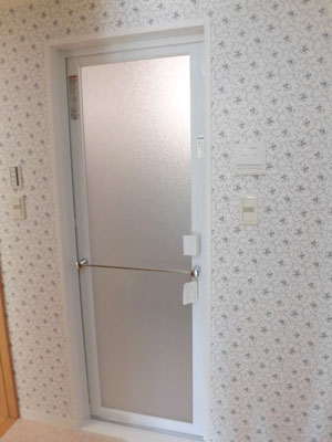 扉がキレイなキッチン　トクラスBerryにお取替え